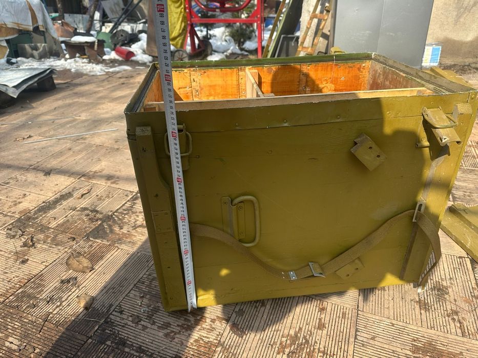 Продам медицинский ящик