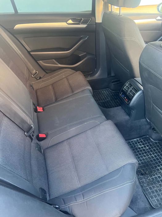 De vanzare VW Passat B8