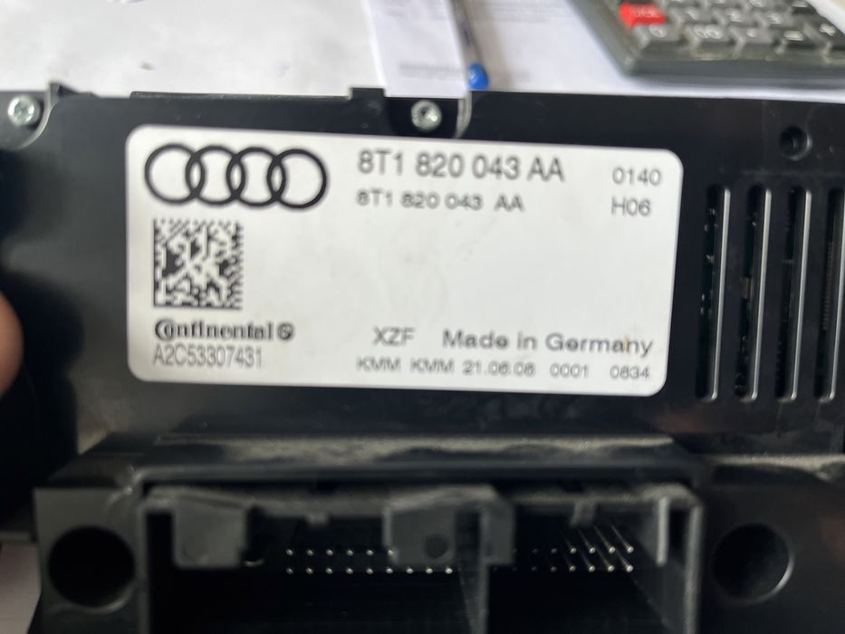 panou climatronic audi a4 incalzire scaune 8t1820043aa