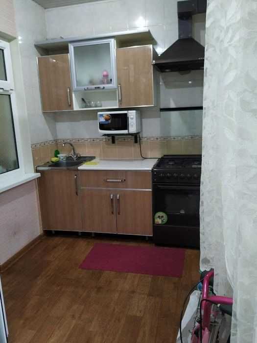 3 комнатная квартира, 2-й этаж на Карасу-2