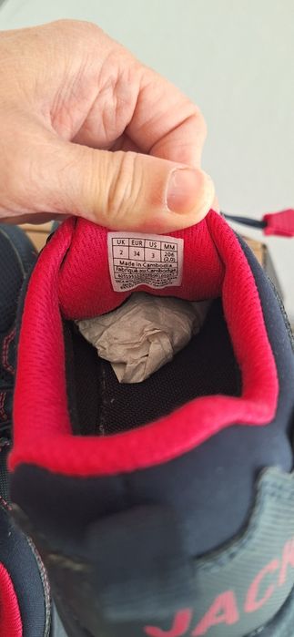 Маратонки JACK WOLFSKIN, 34 номер