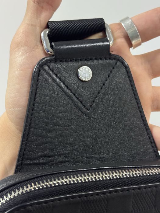 Louis Vuitton Avenue Sling Bag