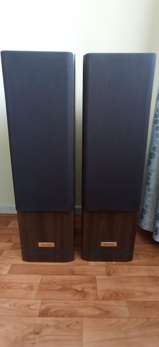 Продам Onkyo d-1000