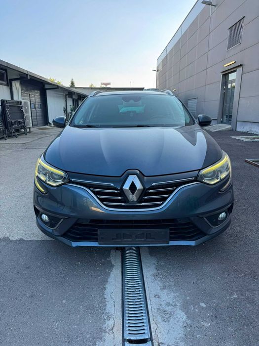 RENAULT Megane