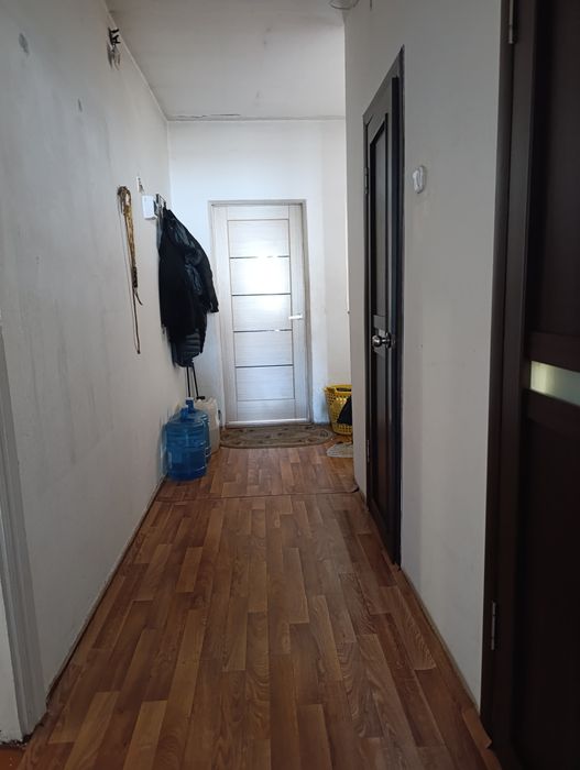 Продается полдома,4 комнаты