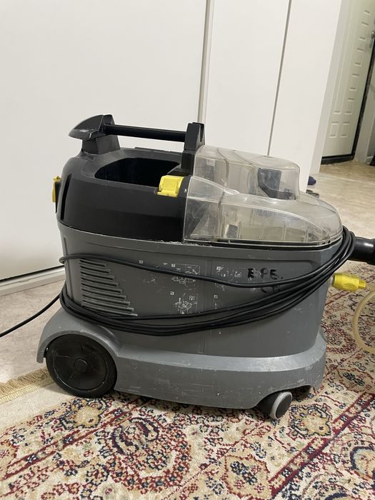 Продам Karcher Puzzi 8/1