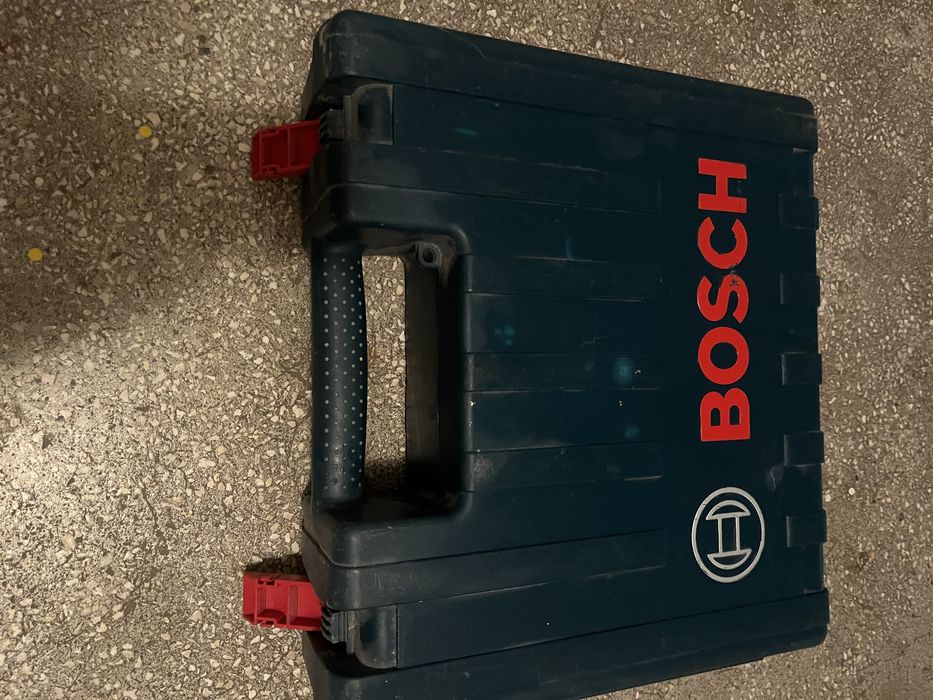 Fierastrau pendular Bosch