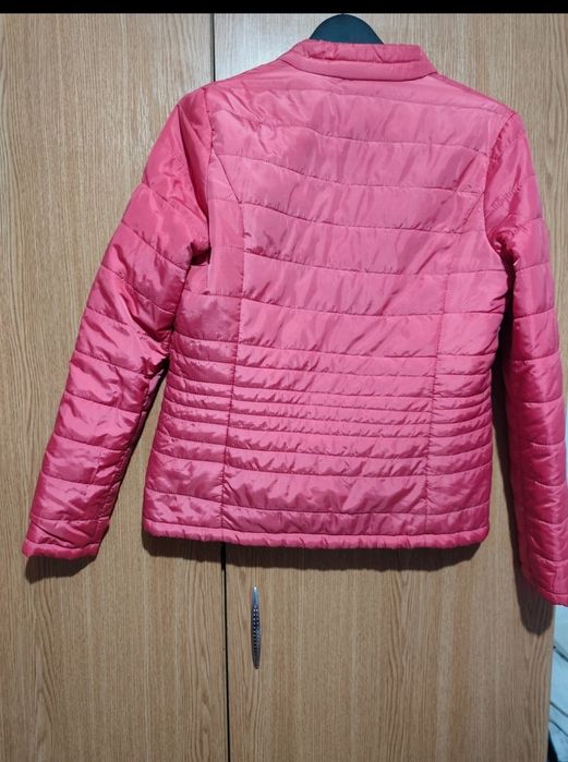 Geacă de toamnă foarte buna