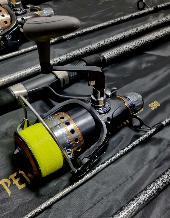 SET 4 Lansete Crap Diamant Alb 3.90 4.0Lbs + 4 Mulinete J3 50FR