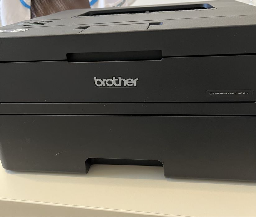 Vand imprimanta BROTHER  HL-L2460DN  foarte  putin utilizata