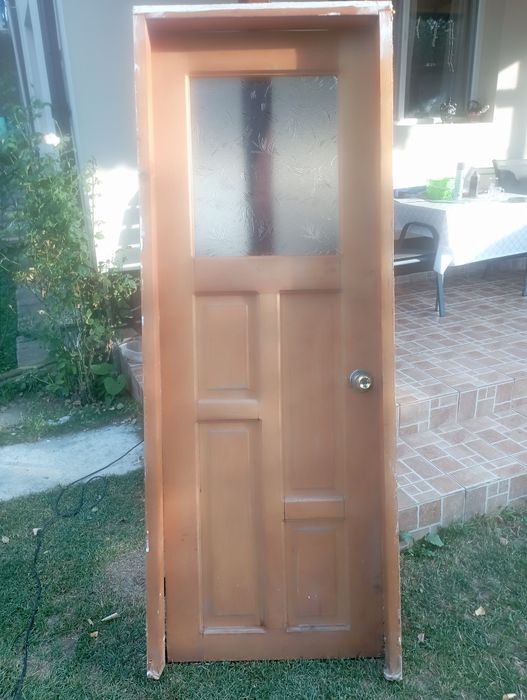 Ușa stejar masiv,cu tot cu toc