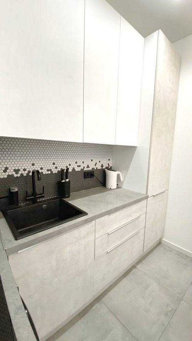 Сдаю светлую 2х ком. 7/10: ЖК Казахстан, ор-р метро Минор (Р3)