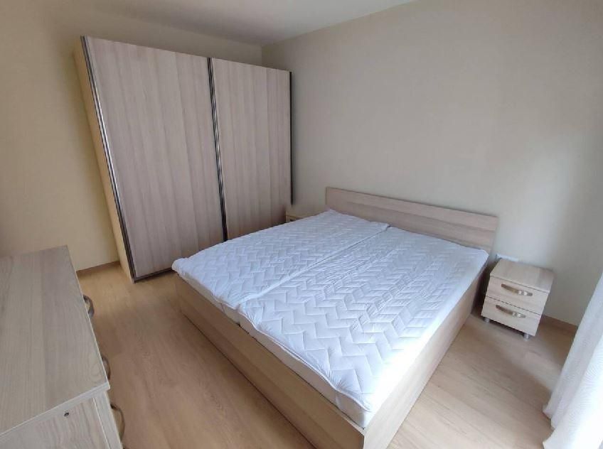 Дава се под наем Тристаен апартамент в Варна, Конфуто - 86 кв.м за 750 € - Снимка #2