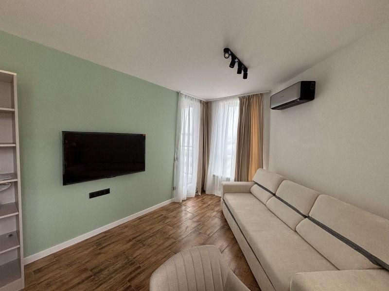 Дава се под наем Двустаен апартамент в София, Дружба 2 - 72 кв.м за 750 € - Снимка #1