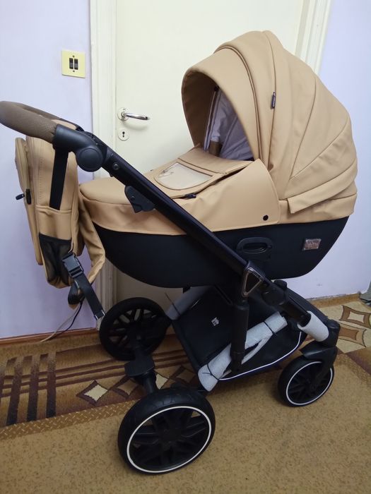 Продаётся детская коляска 2 в 1