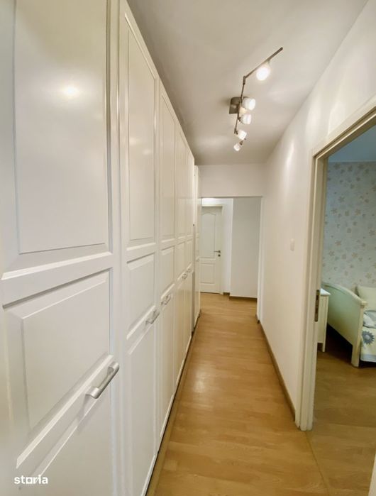 Apartament 4 camere la Parcul Tineretului cu 2 balcoane logie