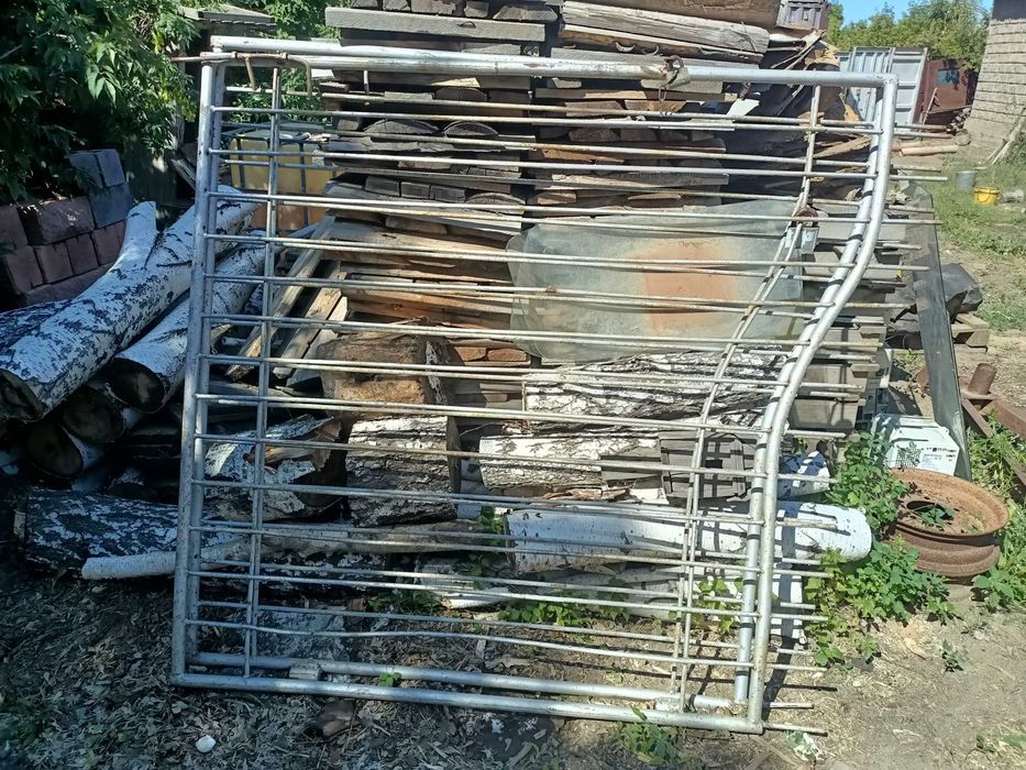 Продам ворота.      .