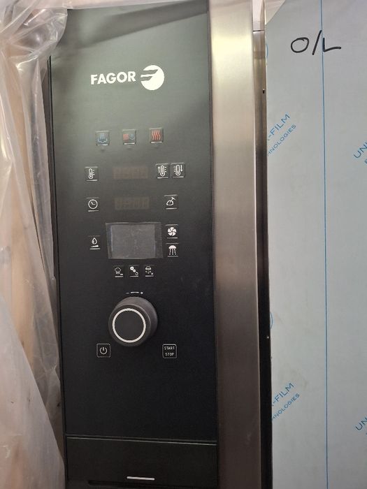 Конвектомат 20 тави FAGOR нов