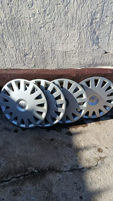 Колпаки оригинал r15 toyota