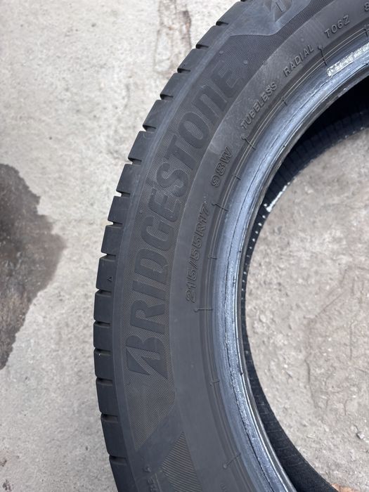 215/55/17 Goodyear 2 бр 2024 Bridgeston 2 бр
