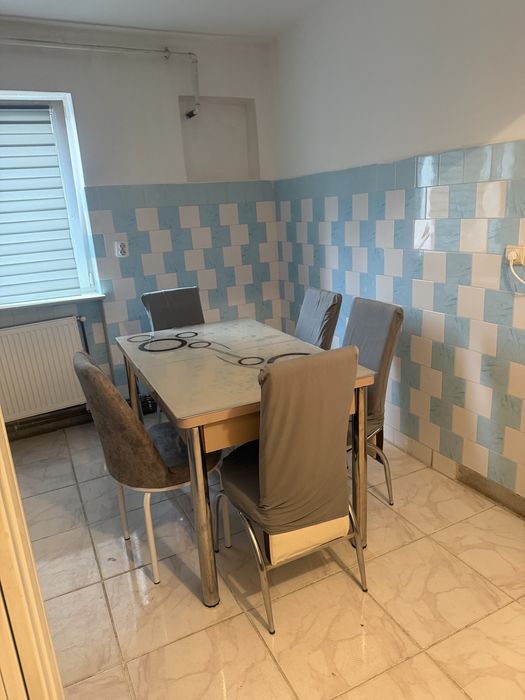 Inchiriez apartament zona Garii
