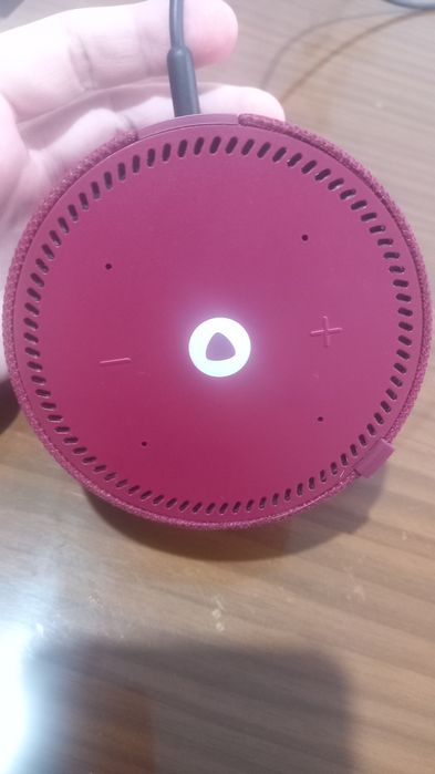 Яндекс Алиса красная