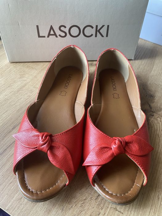Обувки Lasocki естествена кожа 39 номер