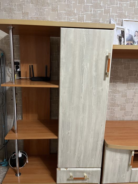 Продам шкаф стенку для гостиной