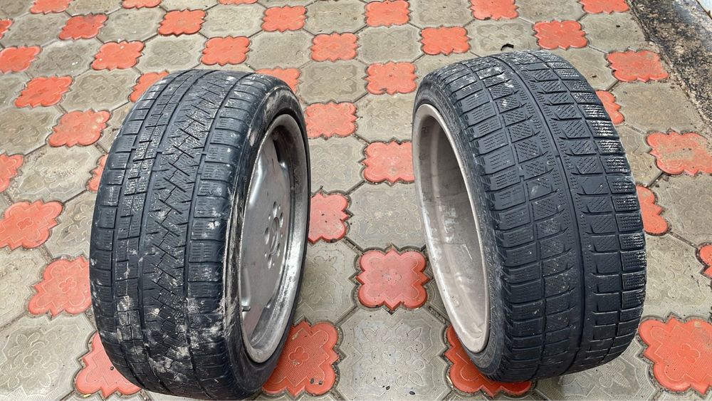 Продам шины 235/40/18 4шт