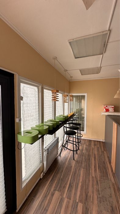 Павильон с местом