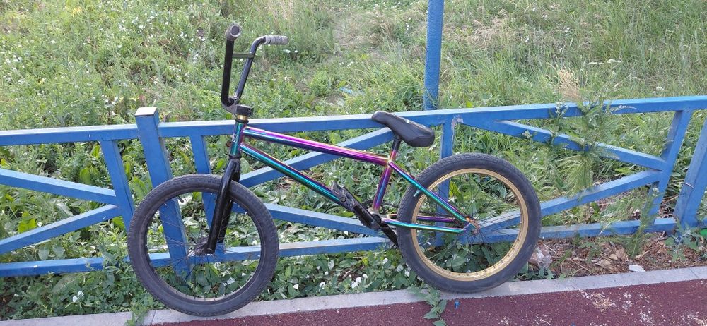 Продам трюковой Bmx