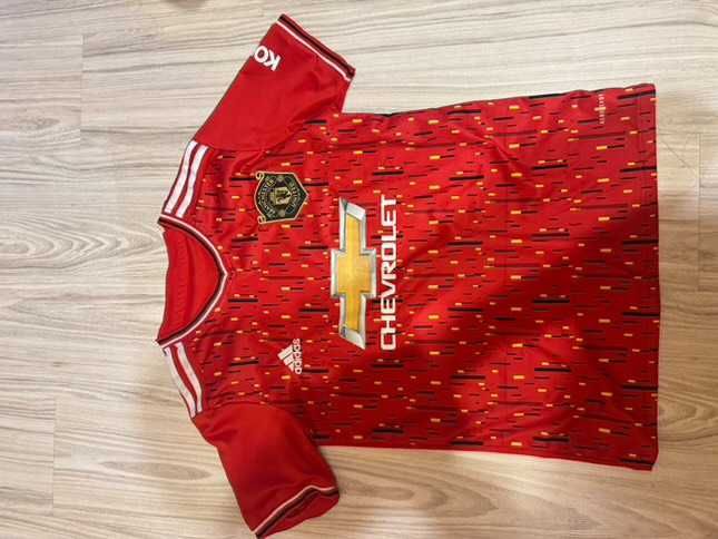 Оригинална тениска на Manchester United сезон 2020/21
