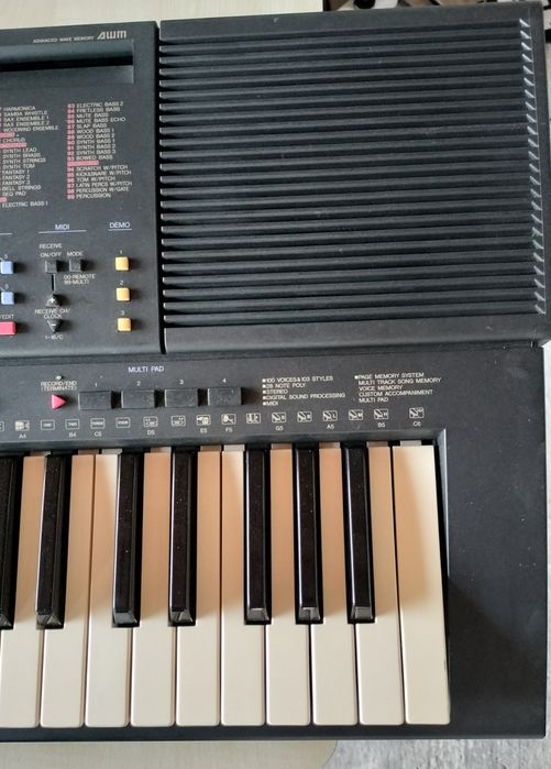 Orga Yamaha PSR-600
