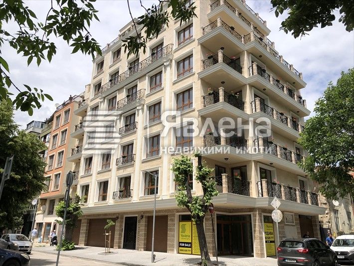 Продава се Тристаен апартамент в Варна, Център - 100 кв.м за 4500 €/кв.м - Снимка #6