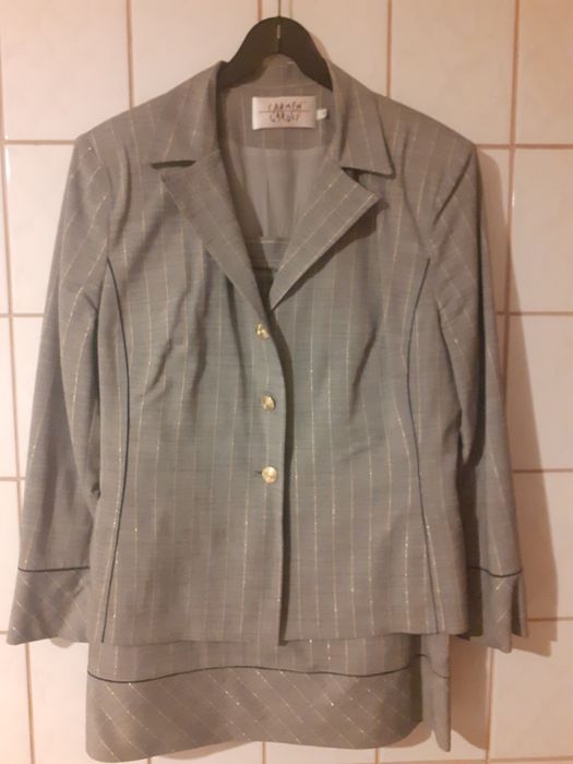 Costum taior cu fustă 48