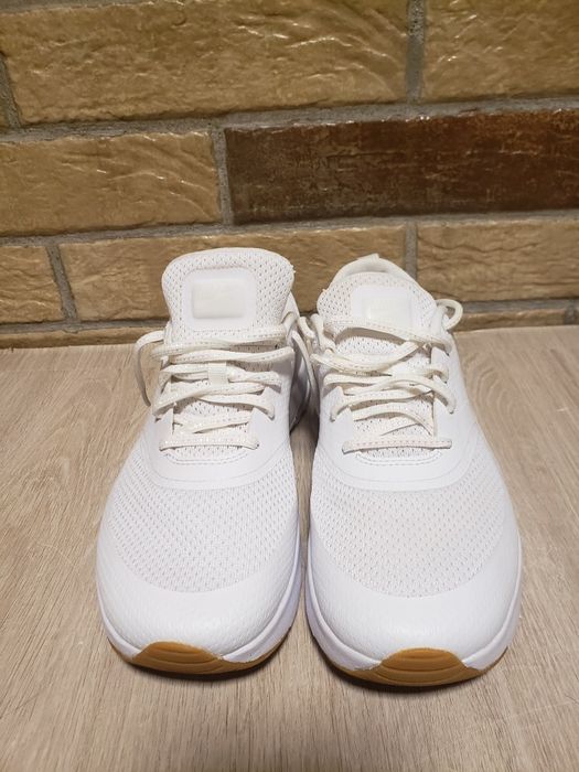 Vand asidasi damă Nike