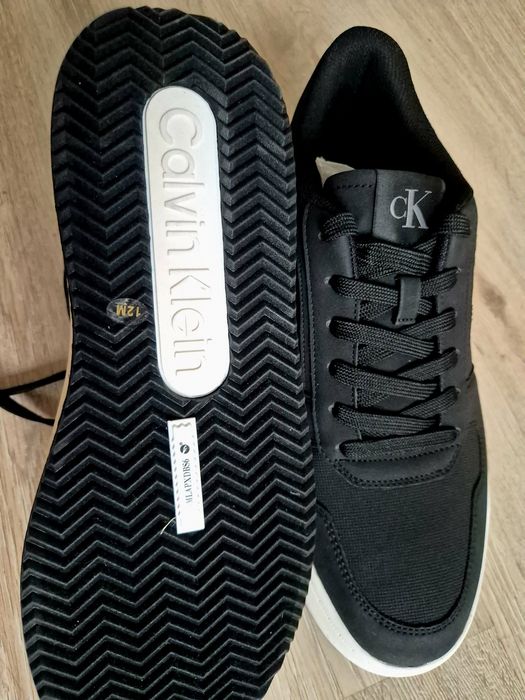 Нови обувки Calvin Klein