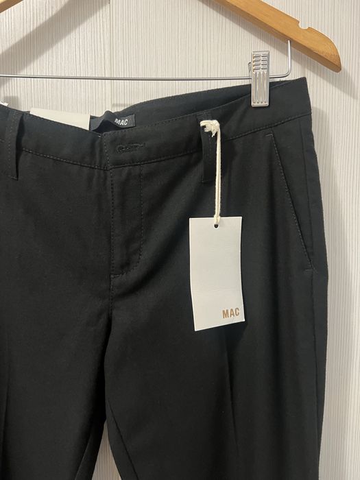 Pantaloni MAC Anouk Sporty negri cu fermoar