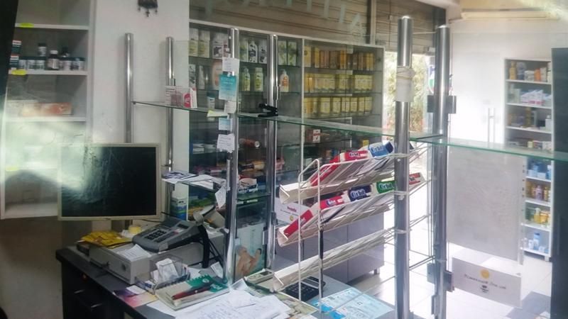 Дава се под наем Магазин в Пловдив, Кършияка - 35 кв.м за 255 € - Снимка #1