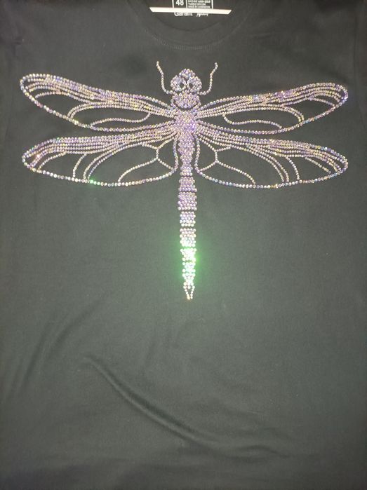 Одежда со стразами