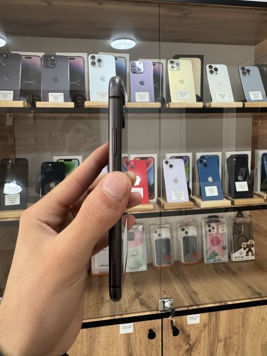 iPhone 11