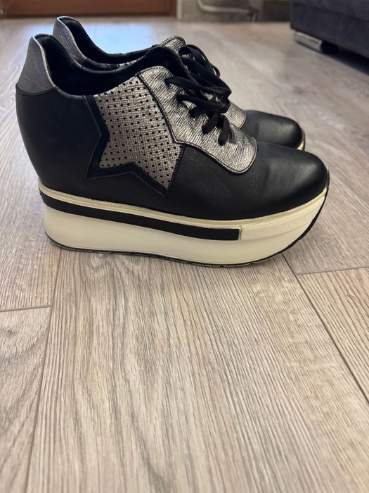 Дамски обувки естествена кожа