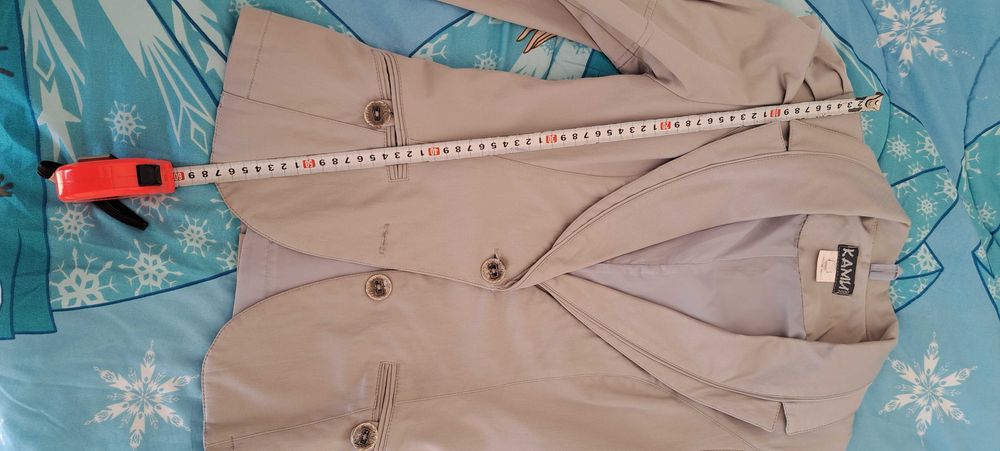 Дамски костюм размер 42