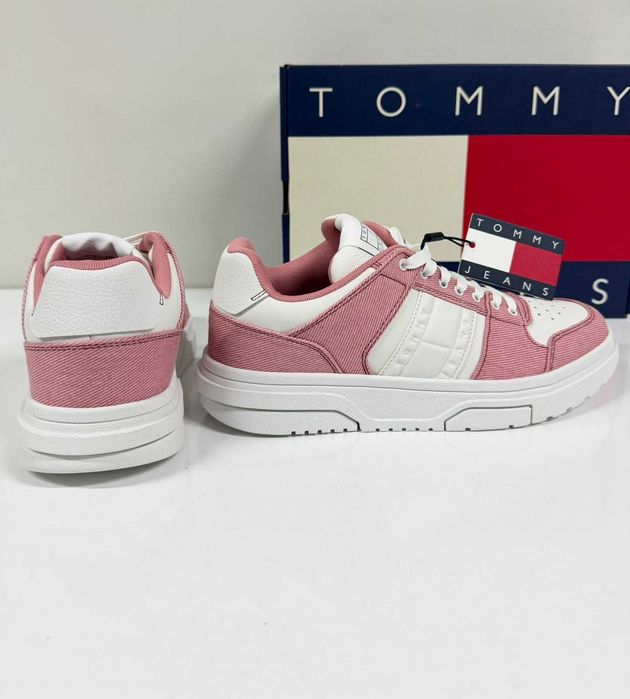Tommy Jeans The Brooklyn Mix Media