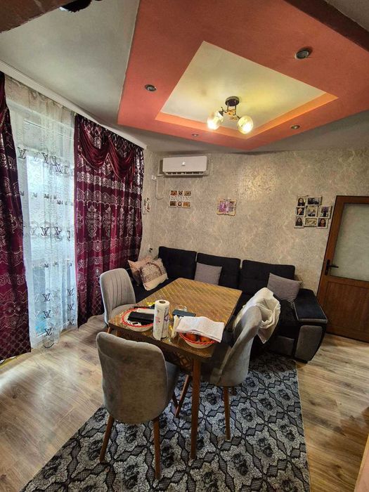 Дава се под наем Четиристаен апартамент в Левски - 80 кв.м за 61843.11 € - Снимка #2