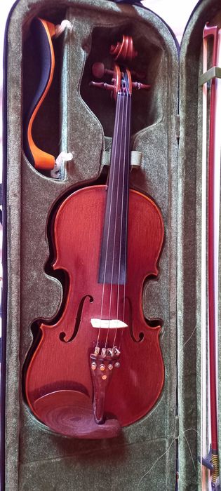 Vand vioara, unicat, fabricata in Taiwan