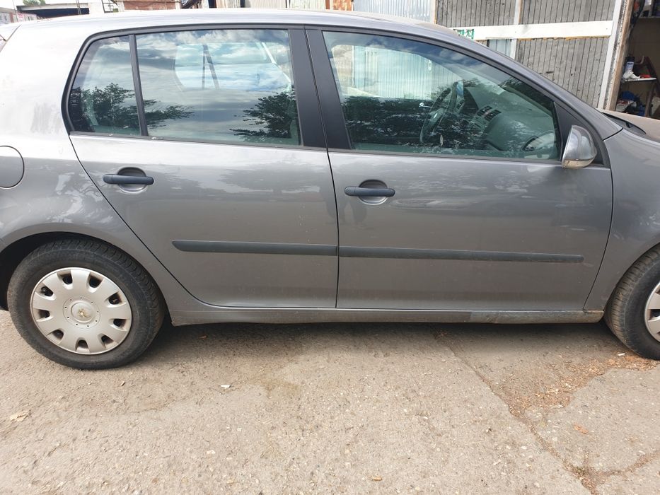 Usa stanga fata spate Usa dreapta fata spate vw golf 5 Bară spate