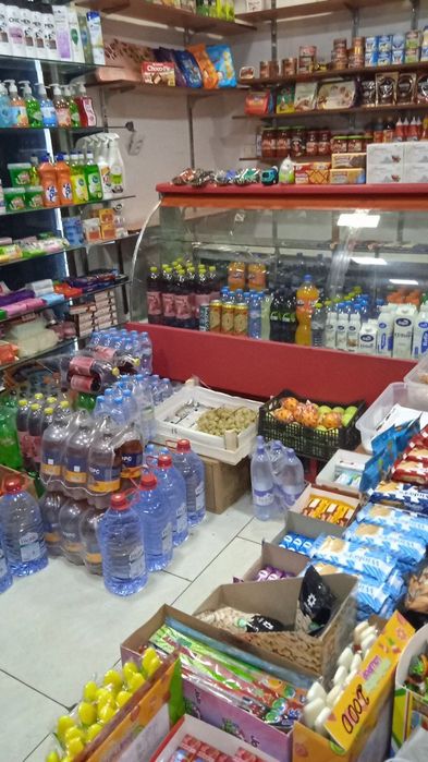 Дукон сотилади факат таварлари