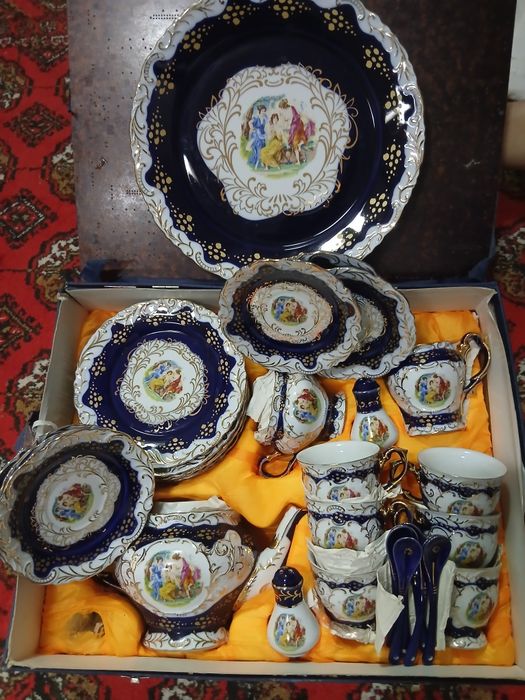 Маддона сервис 32 предмет позолоченный