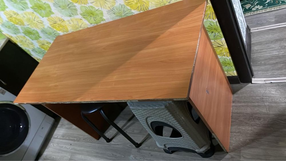 Стол парта продается